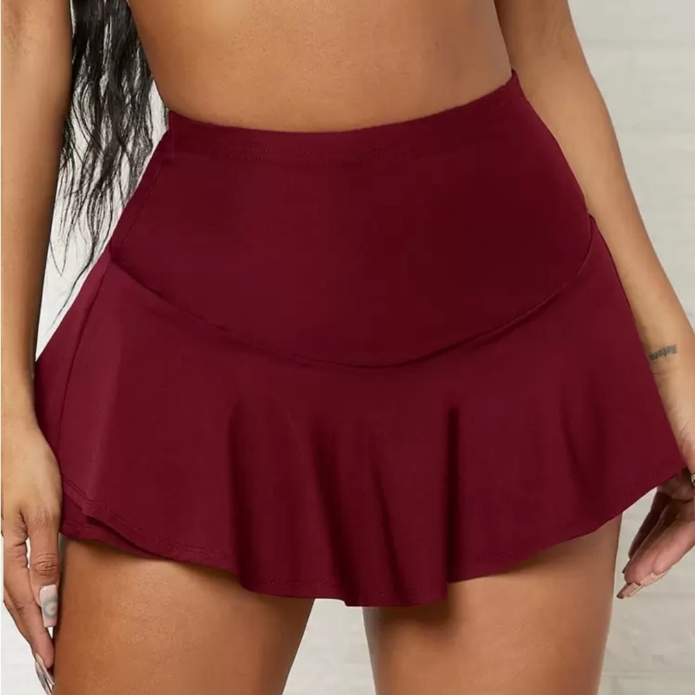 NEW Ruffle Skirt with shorts Size M